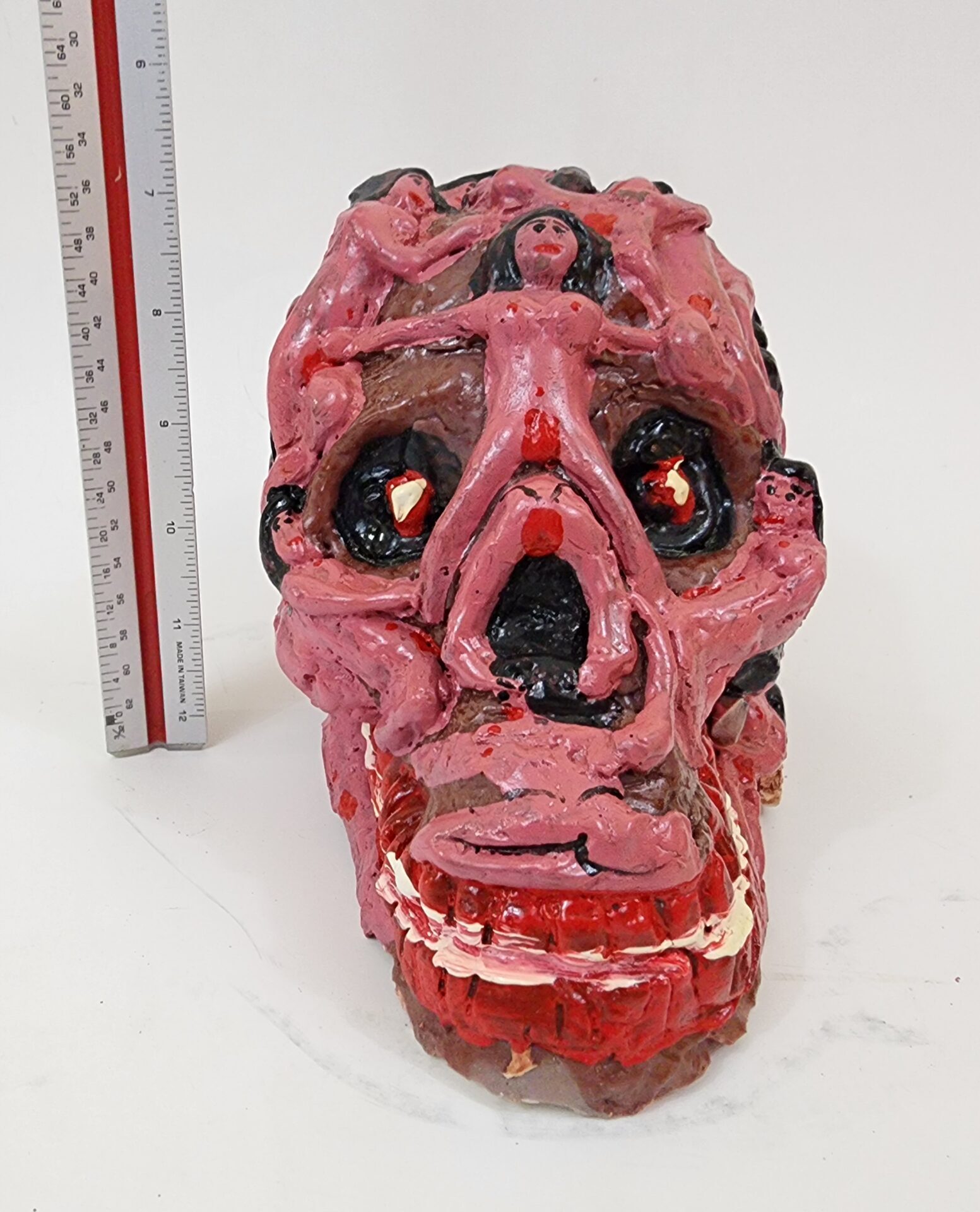Hong Prai Skull Fetish – Saiyasart Thai Occult Charm Artifact